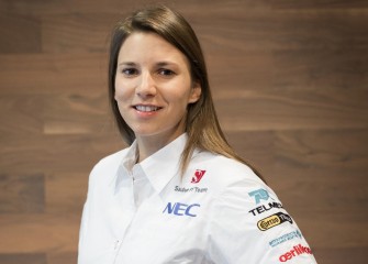 Une femme dans un programme F1