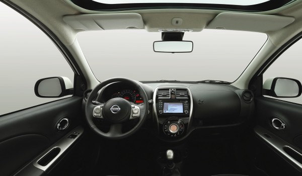 nissan-micra-lolita-lempicka-interieur