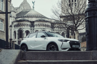 DS 3 CROSSBACK TOITS DE PARIS : élégance parisienne