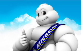 Salaire décent de Michelin : exploit économique ou coup de com ?