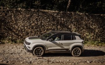 Essai Jeep Avenger 4xe : le mini-baroudeur qui n’imite personne