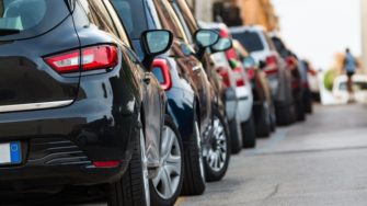 Faut-il vraiment verrouiller sa voiture ? Retour sur un débat… pas si ancien