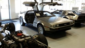 Pourquoi la DeLorean de Retour vers le futur est devenue une icône absolue de l’automobile