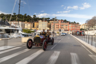 Mercedes-Benz célèbre 140 ans d’innovation : sur la Côte d’Azur, un roadtrip entre héritage et avenir