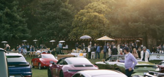 The Peninsula Motoring Series arrive en Europe : quand le luxe automobile prend la route des Highlands écossais