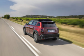 Automobile : combien nous coûte vraiment le droit de rouler ?