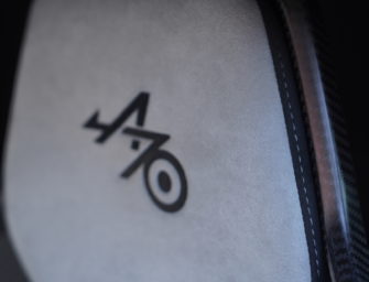 Goodwood 2026 : pourquoi l&rsquo;Alcantara reste le matériau préféré des plus belles voitures du monde