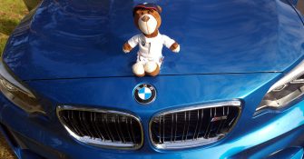 Chantilly : des milliers de chevaux sur un rallye #Supercars