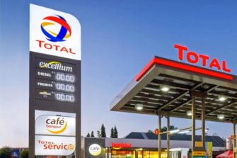 Rester trop longtemps après avoir fait le plein coûtera désormais 50 centimes par minute