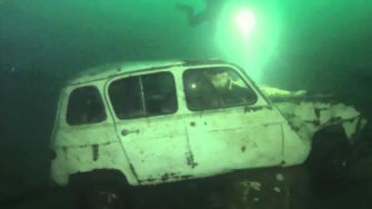 Quand la mer engloutissait les voitures : l’étrange cimetière automobile de Varazze