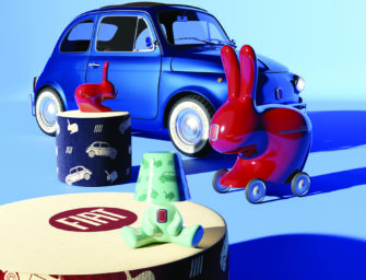 Fiat 500 et Qeeboo célèbrent 70 ans de design italien avec une collection aussi originale qu&rsquo;iconique