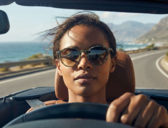 Lunettes de soleil au volant : pourquoi certaines Ray-Ban affichent « non adaptées à la conduite »