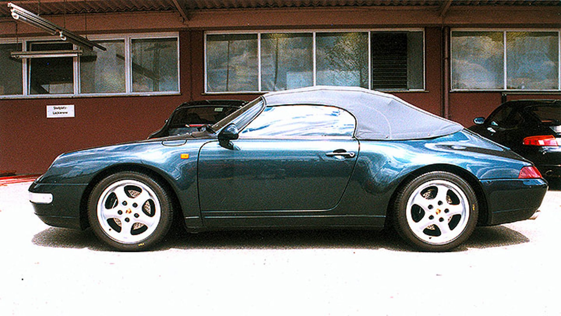 prototypes secrets Porsche alignes dans les reserves de Zuffenhausen