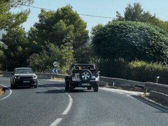 Ibiza, l’île où la Jeep est reine : décryptage d’un phénomène omniprésent