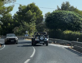 Ibiza, l’île où la Jeep est reine : décryptage d’un phénomène omniprésent