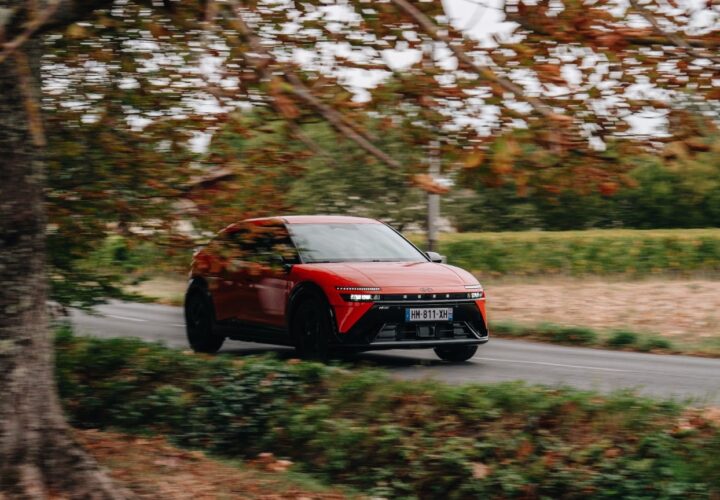 Essai Hyundai IONIQ 3 : l'aéro-compacte coréenne a-t-elle tout compris à nos trajets ?